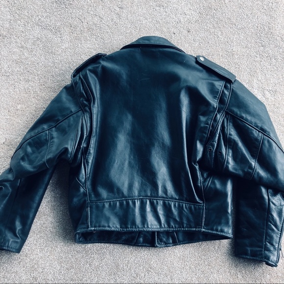 Women’s cropped Schott Perfecto leather jacket - Picture 2 of 5